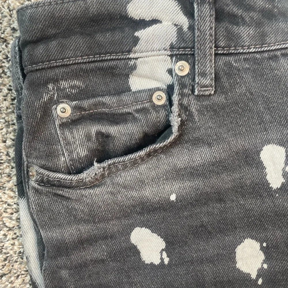 Zara Women’s Black “Paint Splatter” Jeans - Picture 3 of 9